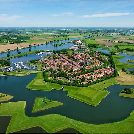 Bnb Onder De Blauwe Hemel Bed & Breakfast Vlijmen Exterior photo