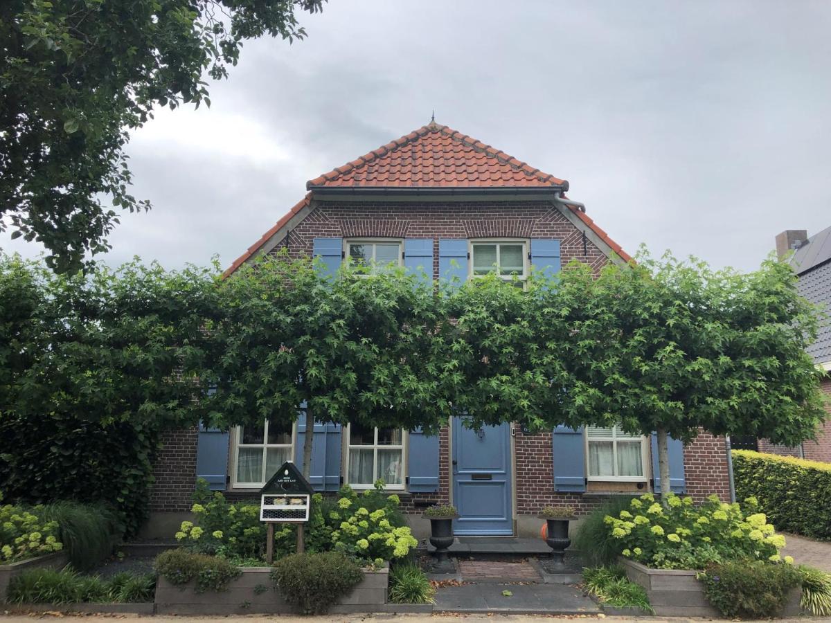 Bnb Onder De Blauwe Hemel Bed & Breakfast Vlijmen Exterior photo