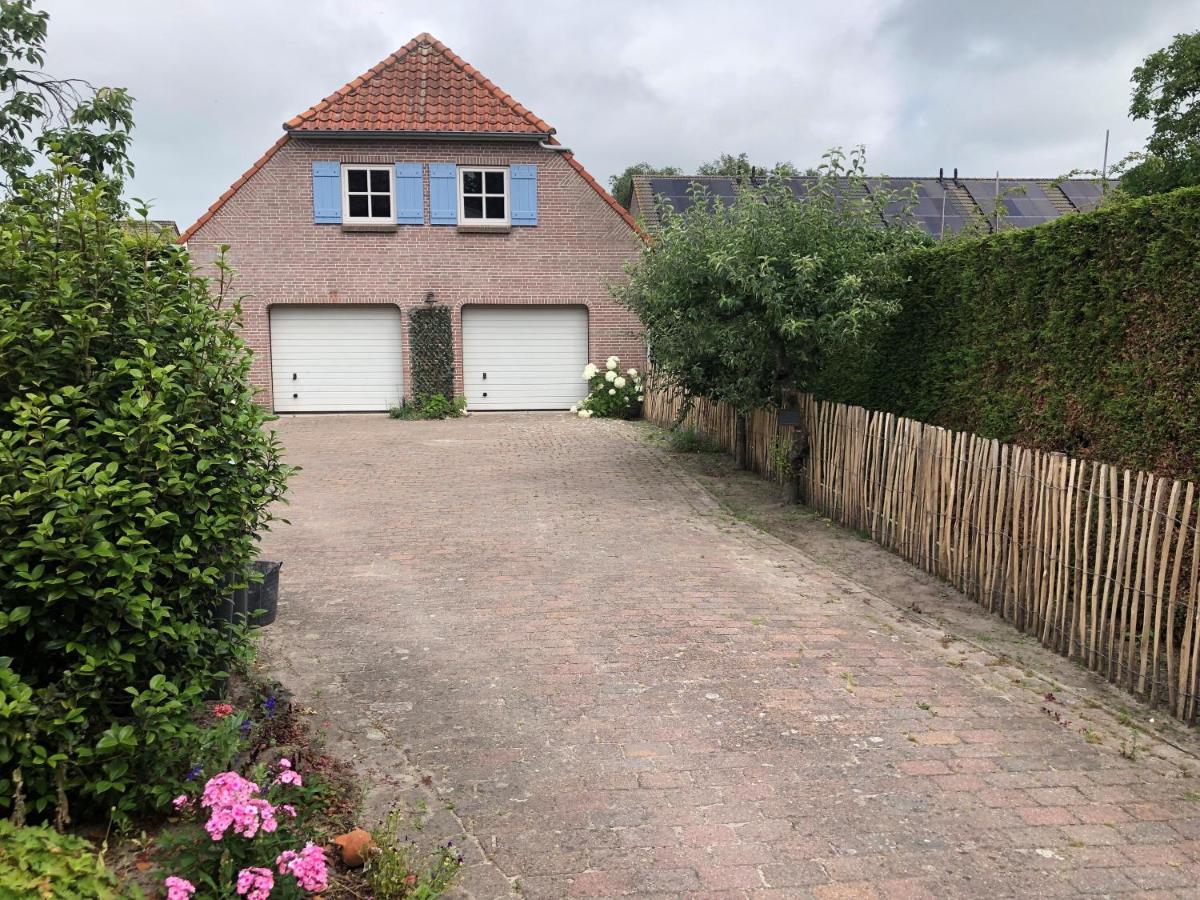 Bnb Onder De Blauwe Hemel Bed & Breakfast Vlijmen Exterior photo